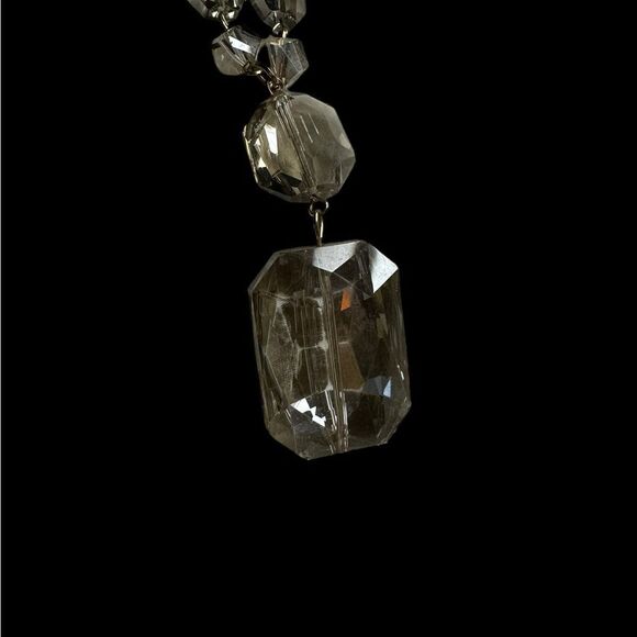 Saks Fifth Avenue Vintage Iridescent Smoky Taupe / Tan Crystal Necklace Goldtone - Picture 3 of 11